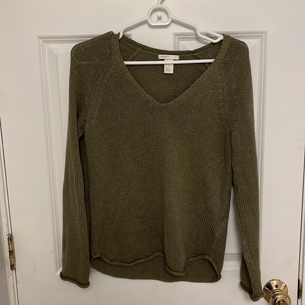 H&M dark green basic sweater / Size: XS